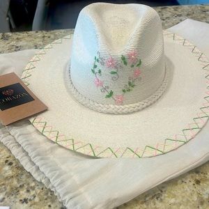 Corazon Ximena Floral Hat, size M